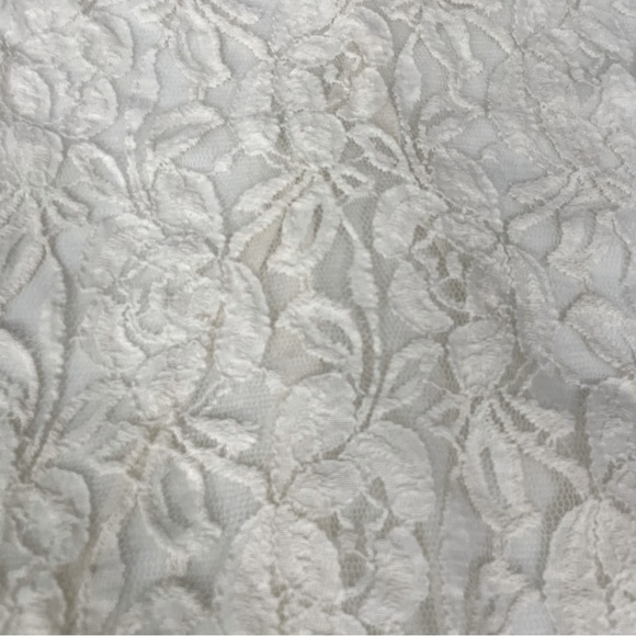 Heart Soul Cream Lace high and low Blouse Sheer Sz XL. Flare back armless. - Picture 10 of 12